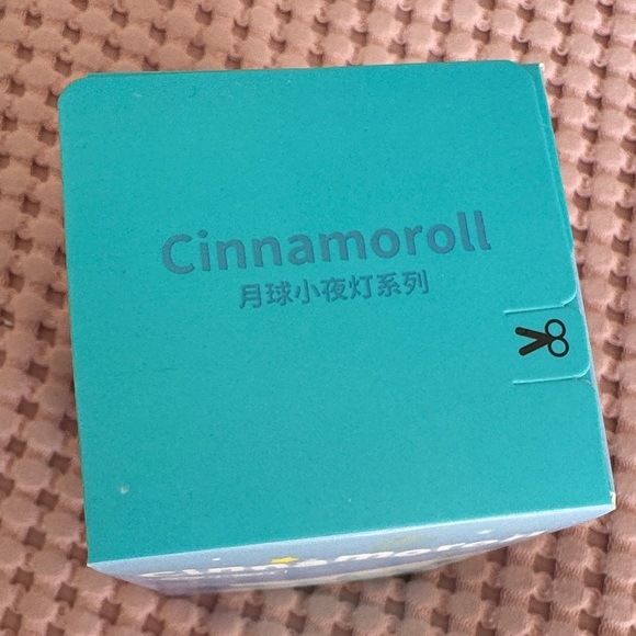 NWT- Bind box Sanrio Cinnamoroll Night light Anime - Picture 6 of 6